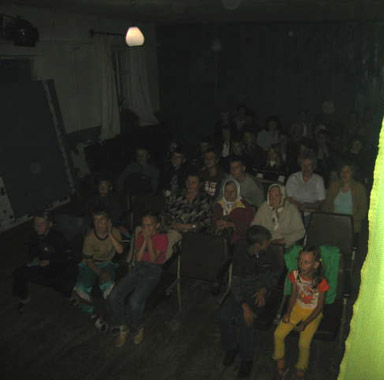 14 июля 2005г.Гала-концерт в Спасском клубе. Зрительный зал. Фото: Мария Потехина (2005)